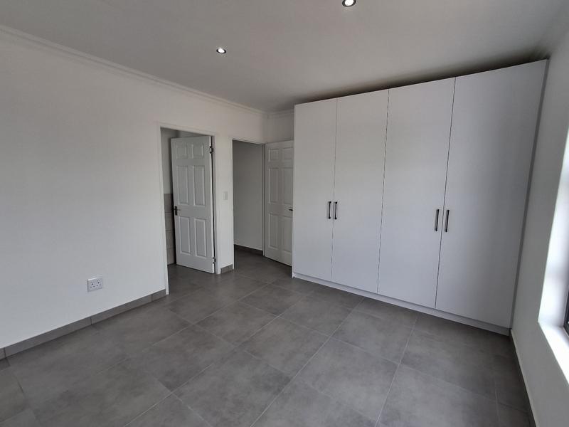 2 Bedroom Property for Sale in Britannia Bay Western Cape